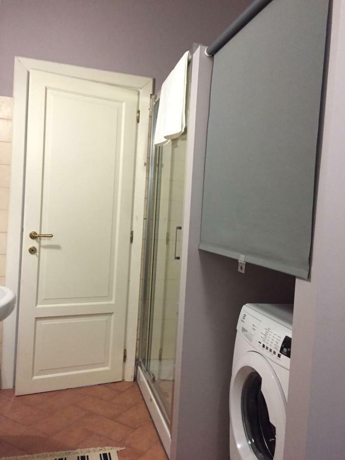 Cosy Apartment 2 Minutes From Duomo Milaan Buitenkant foto